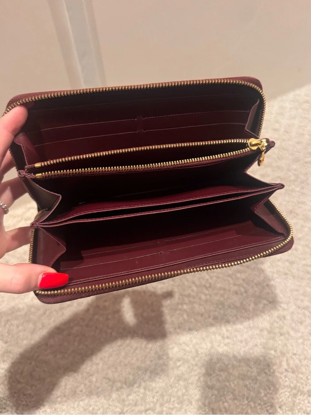 Louis Vuitton Burgundy Vernis Gold-Tone Zip Pull Wallet
